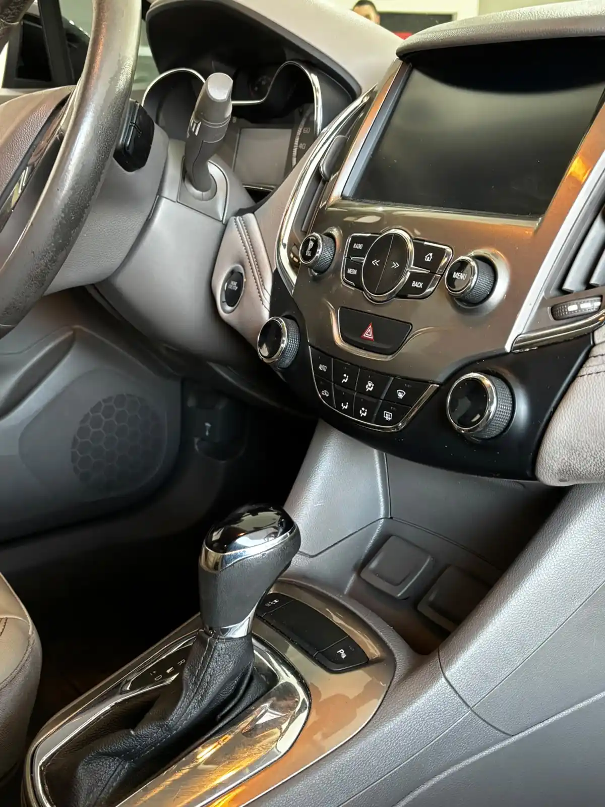 Chevrolet Cruze LTZ 1.4 Turbo Automático 2019 - imagem 6