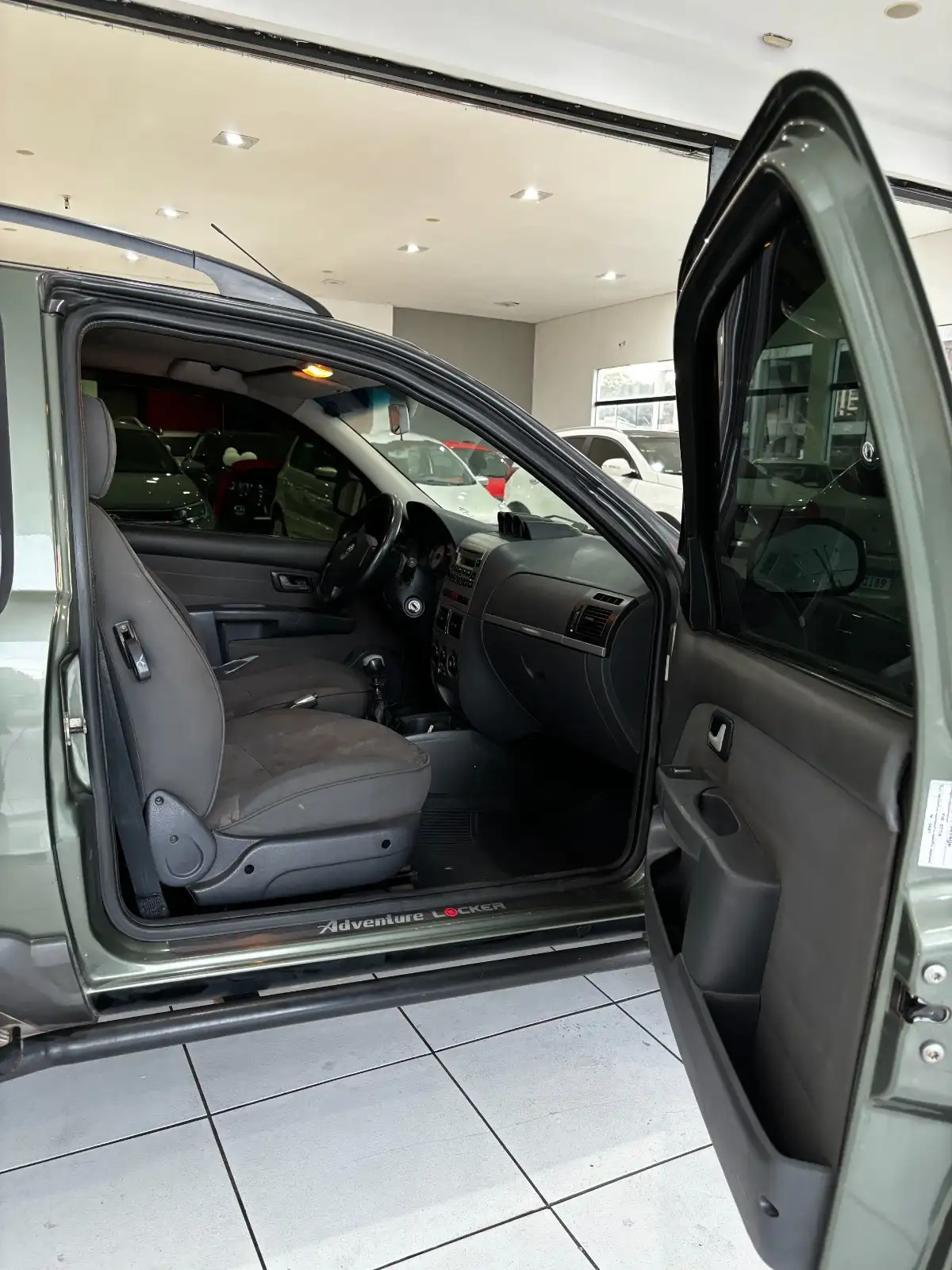 Fiat Strada Adventure 1.8 Cabine Estendida 2010 - imagem 6
