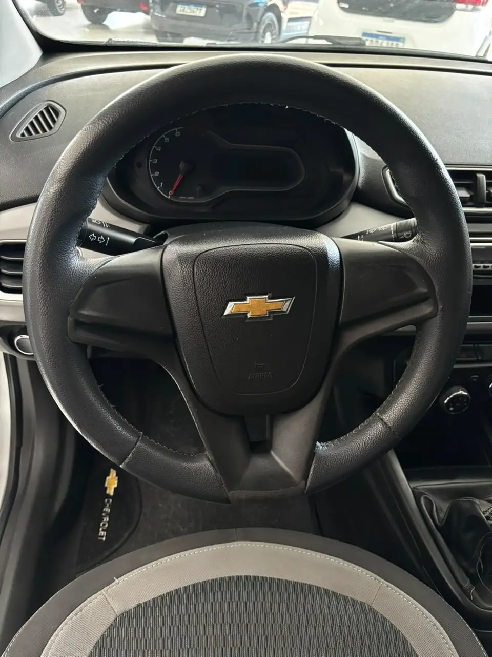 Chevrolet Onix LS 1.0 MPFI Flex 2015 - imagem 5