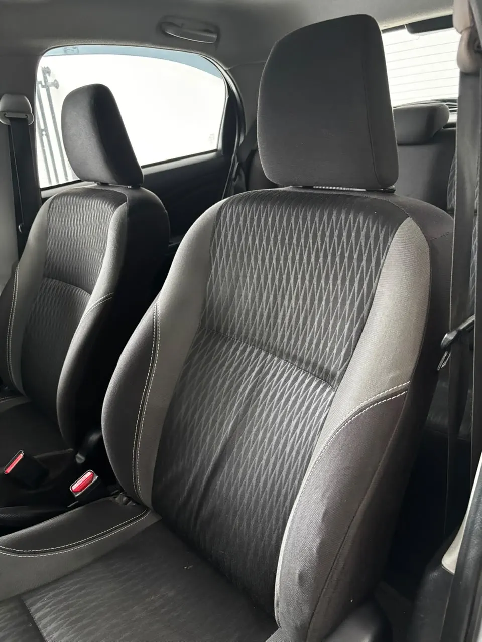 Toyota Etios XS 1.5 16V Flex Automático 2017 - imagem 4
